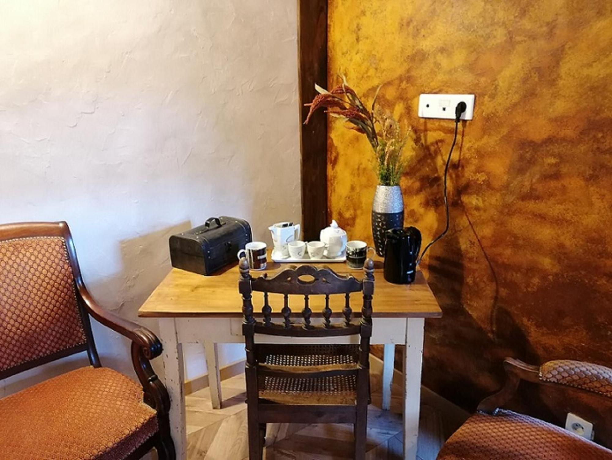 Le Cocon Du Vivarais Rochepaule Ruang foto